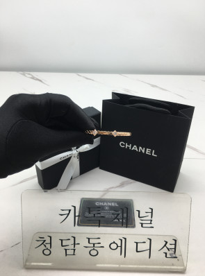 샤넬 코코 크러쉬 팔찌 (컬러 로즈골드, 화이트골드)