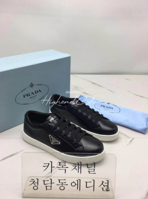 프라다 스니커즈 (남녀공용)