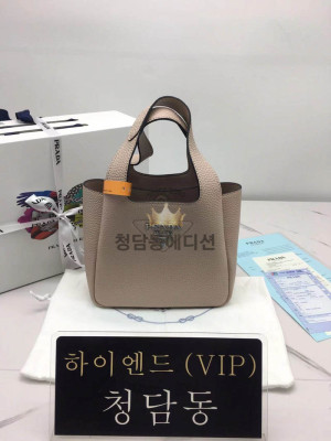 프라다 가죽 핸드백 1BA349 (하이엔드급)
