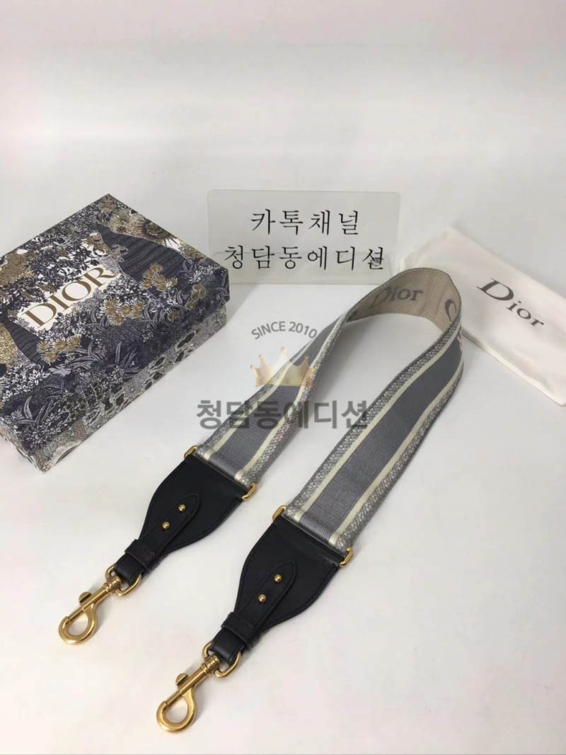 디올 스트랩