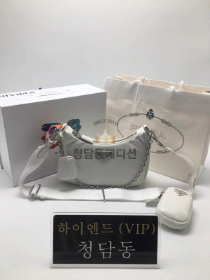 프라다 패딩 나파 레더 리에디션 테수토 호보백 1BH204