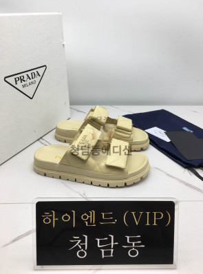프라다 슬리퍼