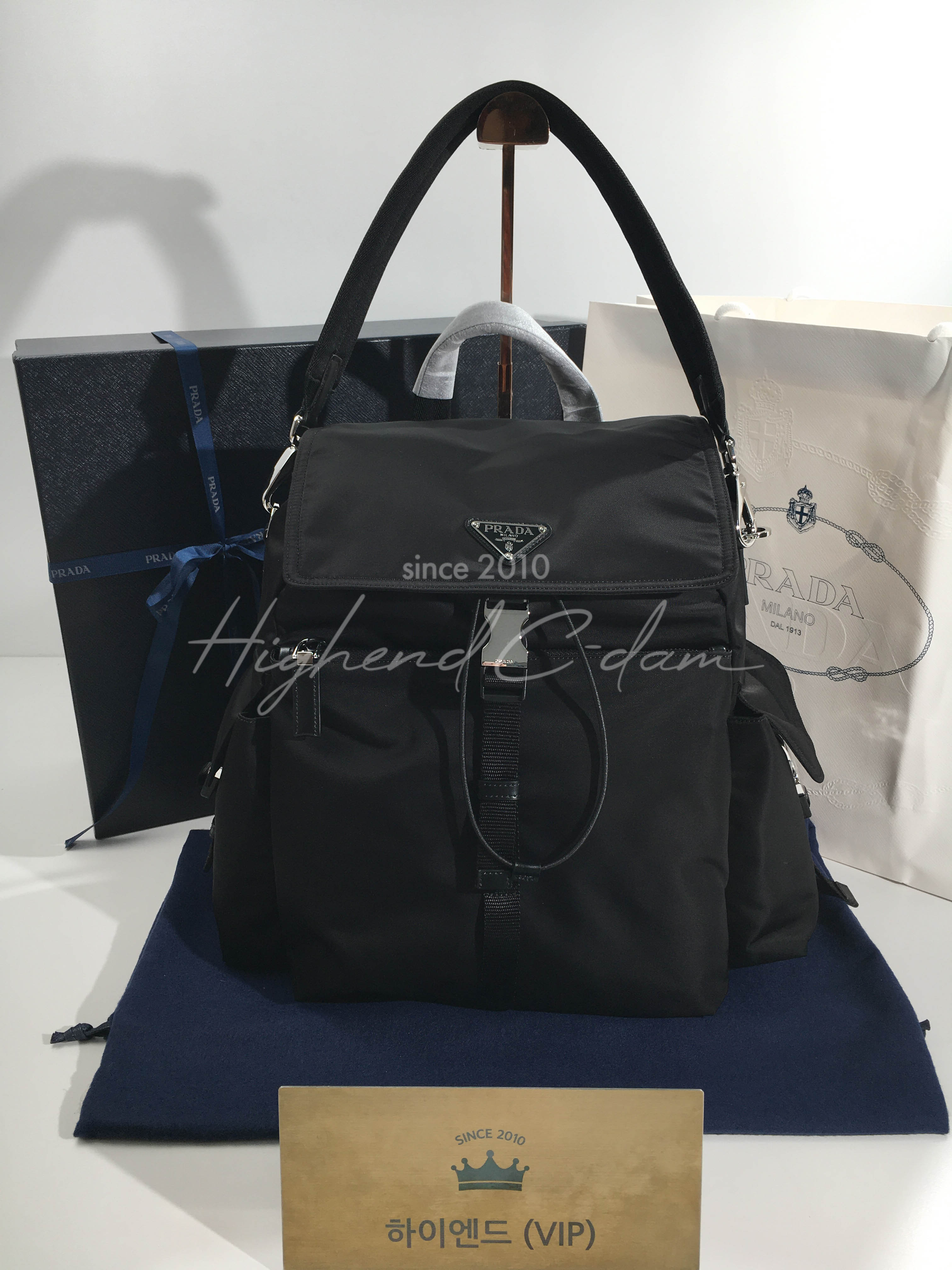 프라다 익스플로어 나일론 2VZ118 (upgrade .ver)